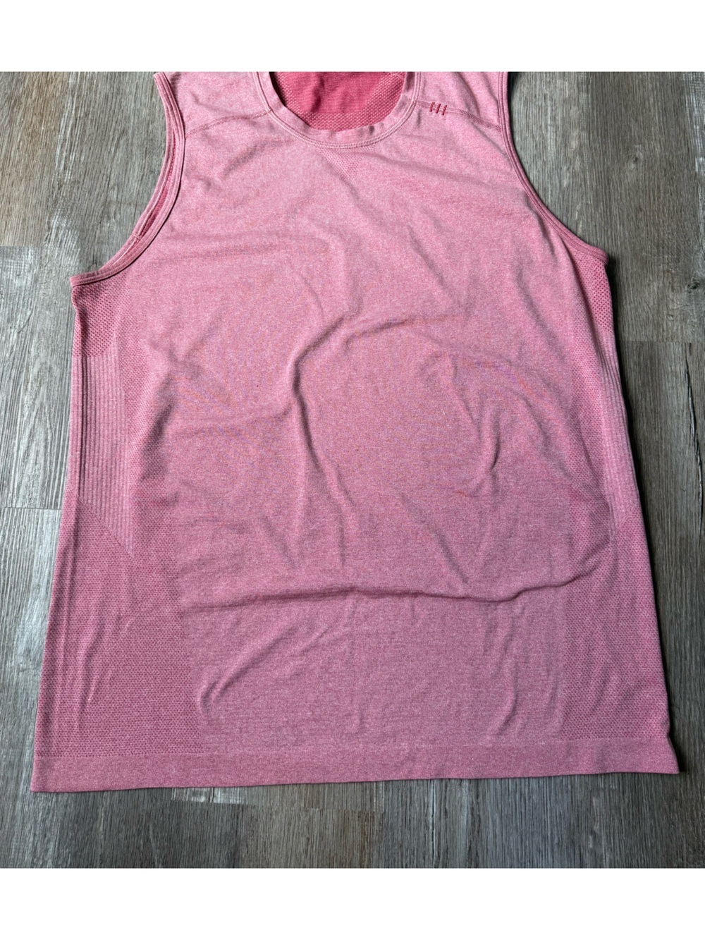 Lululemon Workout Tank Top Running Tank Breathable Vented Red Pink Size L